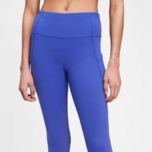 GapFit High Rise Capris in Sculpt Revolution